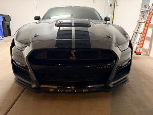 Used 2021 Ford Mustang Shelby GT500 w/ Technology Package image 14