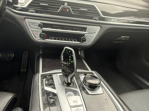 Used 2019 BMW 740i xDrive w/ Executive Package AWD/4WD image 19
