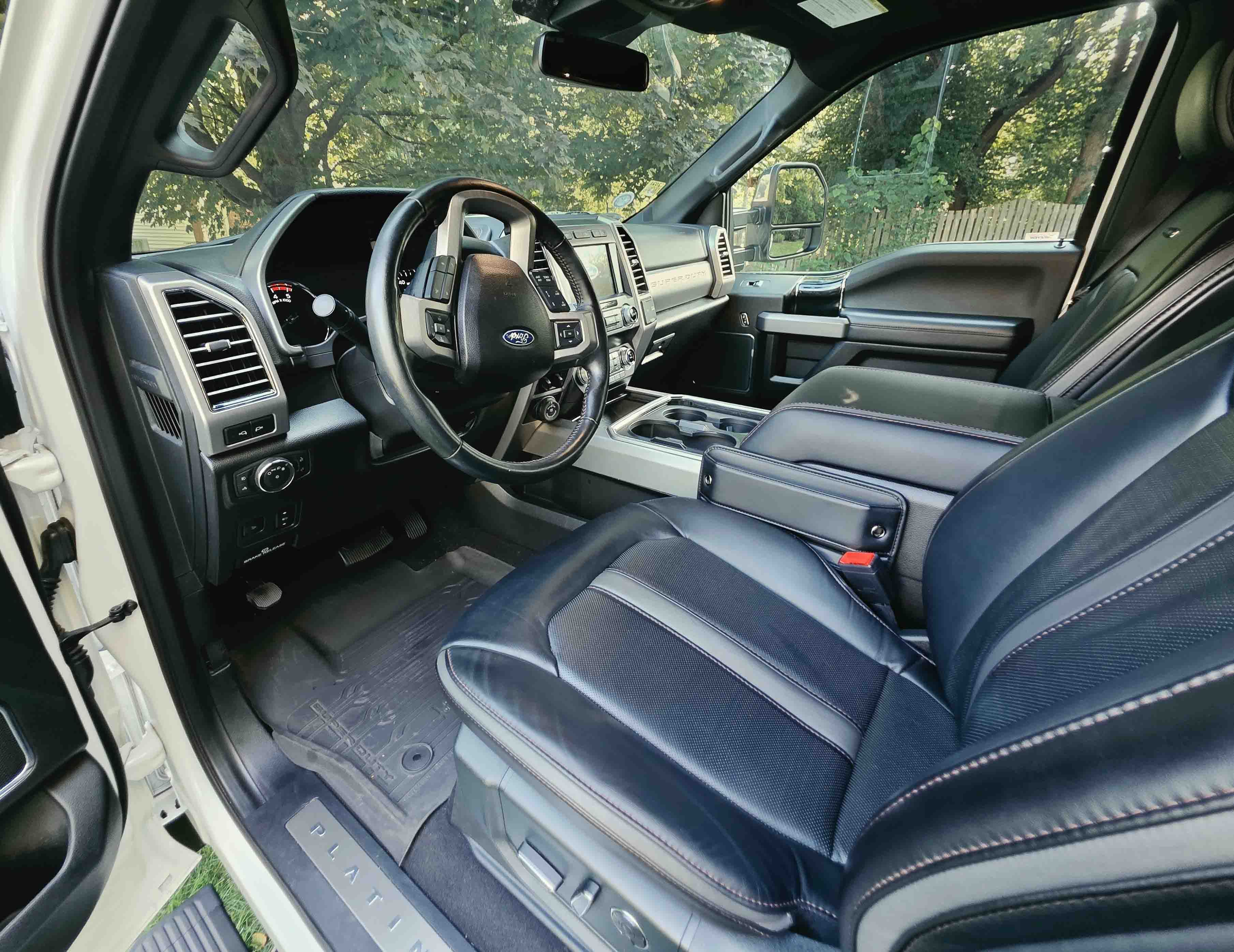 Used 2021 Ford F250 Platinum w/ FX4 Off-Road Package AWD/4WD image 12