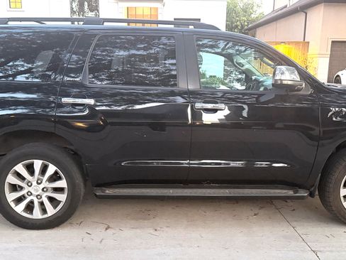 Used 2016 Toyota Sequoia Limited w/ Safety & Convenience Package AWD/4WD image 1