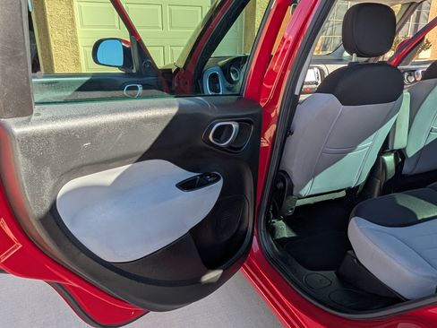 Used 2014 FIAT 500L Easy image 2