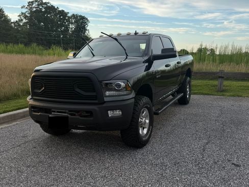 Used 2014 RAM 2500 Power Wagon w/ Luxury Group AWD/4WD image 5
