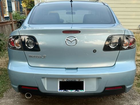 Used 2007 MAZDA MAZDA3 i Touring FWD image 8