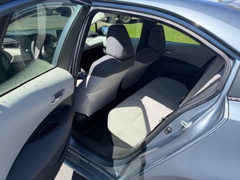 Used 2020 Toyota Corolla LE w/ Carpet Mat Package (TMS) FWD image 8