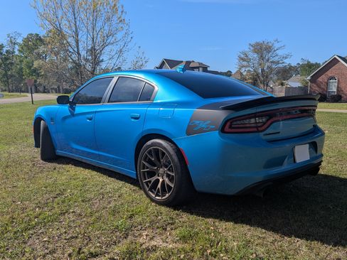 Used 2016 Dodge Charger R/T image 5