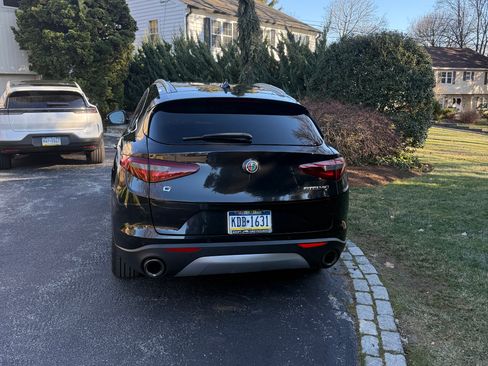 Used 2019 Alfa Romeo Stelvio Ti Lusso w/ Quick Order Package 22X Lusso image 5