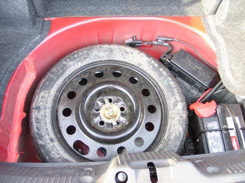 Used 2002 Ford Thunderbird RWD image 12