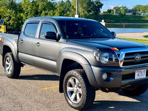 Used 2009 Toyota Tacoma 4x4 Double Cab image 1