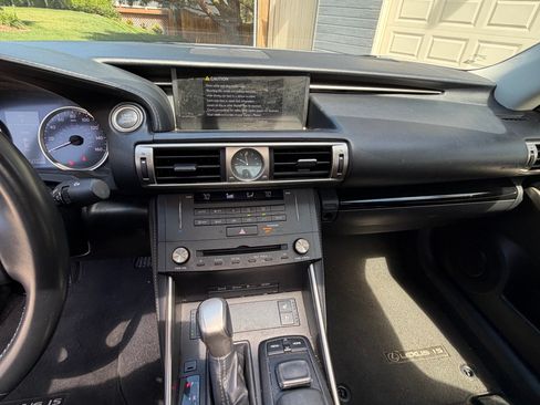 Used 2015 Lexus IS 250 AWD w/ Navigation System Package image 11