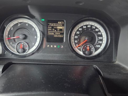 Used 2014 RAM 2500 Tradesman w/ Chrome Appearance Group image 12