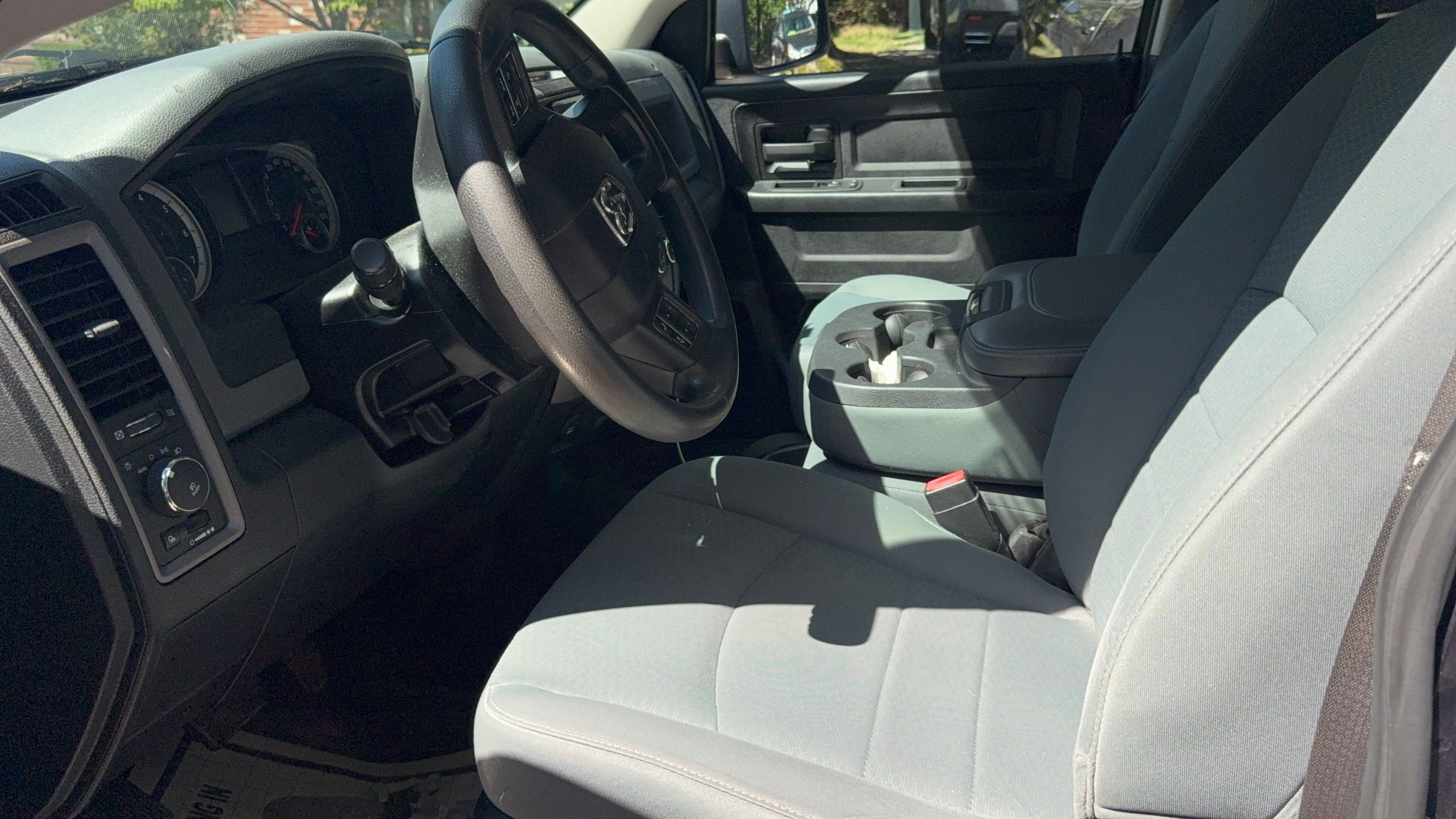Used 2015 RAM 1500 Express AWD/4WD image 13