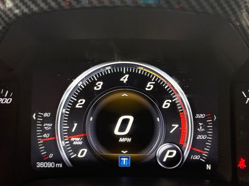 Used 2015 Chevrolet Corvette Stingray Coupe w/ 2LT Preferred Equipment Group image 12