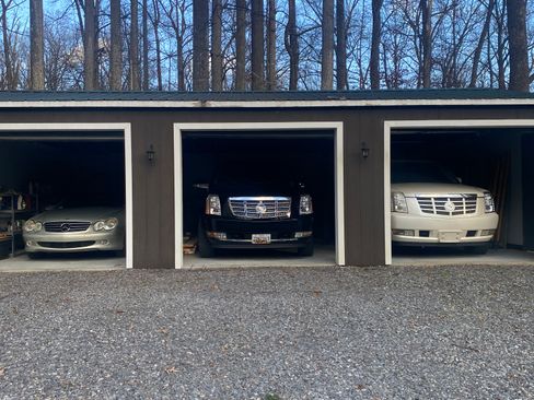 Used 2008 Cadillac Escalade AWD image 7