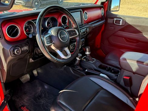 Used 2021 Jeep Wrangler Unlimited Rubicon w/ Xtreme Recon 35" Tire Package image 12