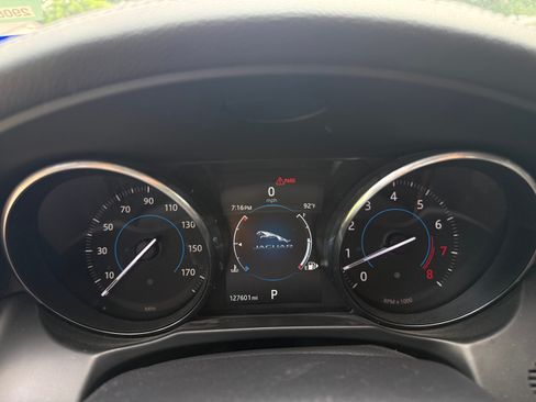 Used 2016 Jaguar XF Prestige RWD image 14