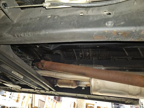 Used 1999 Chevrolet Suburban 2500 w/ Preferred Equipment Group 2 image 24