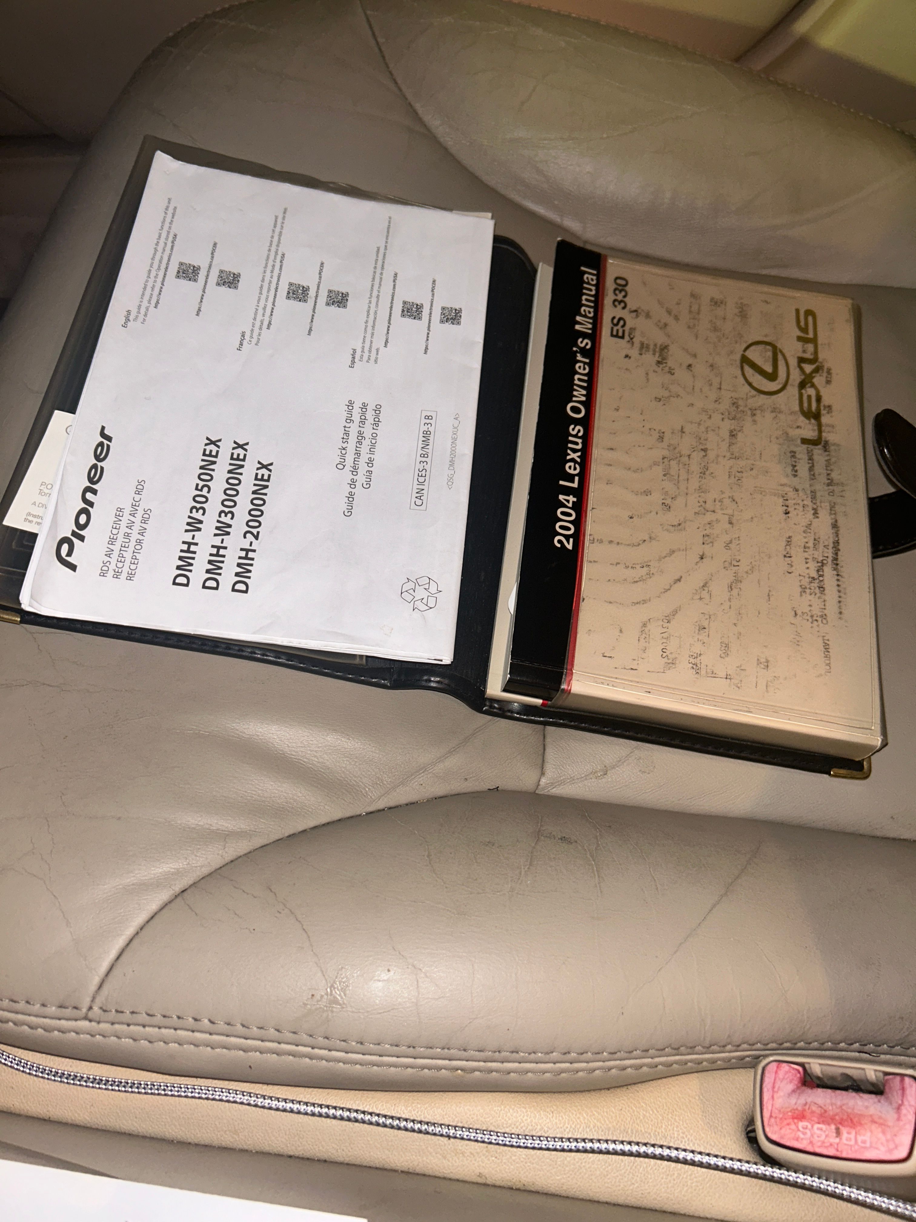 Used 2004 Lexus ES 330 FWD image 22