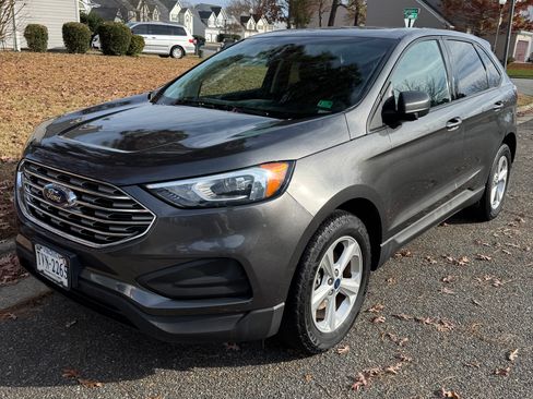 Used 2019 Ford Edge SE w/ SE Fleet Driver's Package FWD image 9