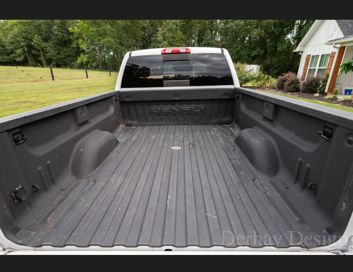 Used 2017 GMC Sierra 3500 Denali w/ Duramax Plus Package AWD/4WD image 10