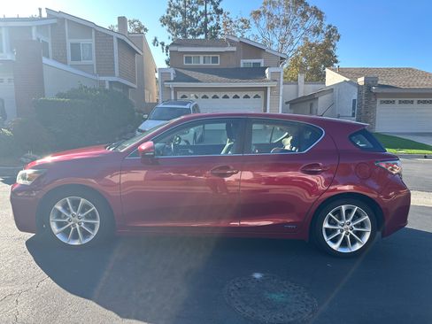 Used 2012 Lexus CT 200h Premium FWD image 5