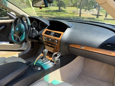 Used 2006 BMW 650i Coupe image 16