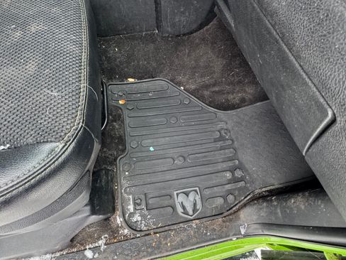 Used 2017 RAM 1500 Sport w/ Sublime Green Sport Package image 19