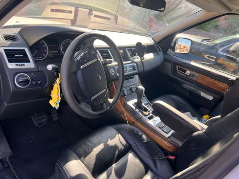 Used 2012 Land Rover Range Rover Sport HSE AWD/4WD image 10