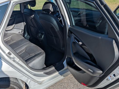 Used 2016 Hyundai Azera image 19