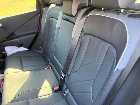 Used 2025 BMW X3 xDrive30i w/ Premium Package image 5