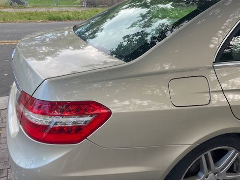 Used 2010 Mercedes-Benz E 350 E 350 Sedan 4D image 10