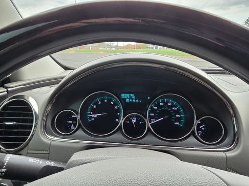 Used 2015 Buick Enclave Leather image 10