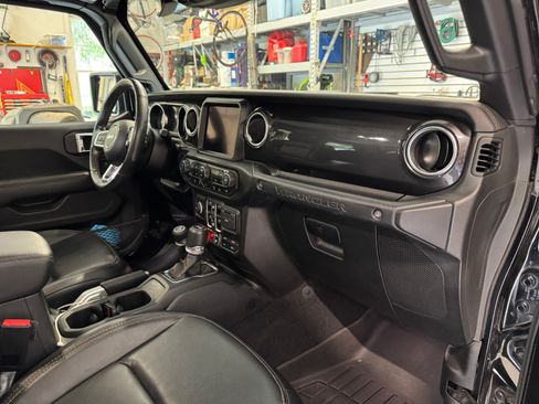 Used 2021 Jeep Wrangler Unlimited Rubicon AWD/4WD image 20