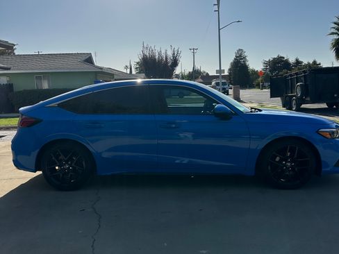 Used 2022 Honda Civic Sport Touring image 10