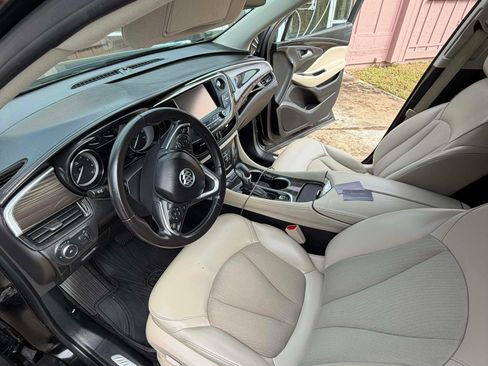 Used 2020 Buick Envision Preferred image 10
