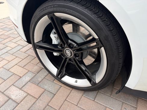 Used 2021 Porsche Taycan Sedan 4D image 14