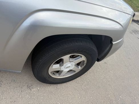 Used 2003 Chevrolet TrailBlazer LT image 10