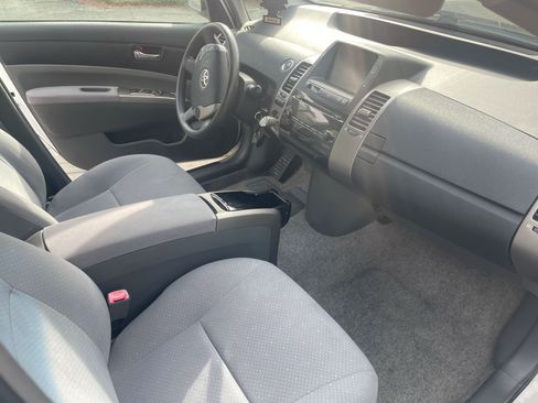 Used 2009 Toyota Prius Hatchback 4D image 14