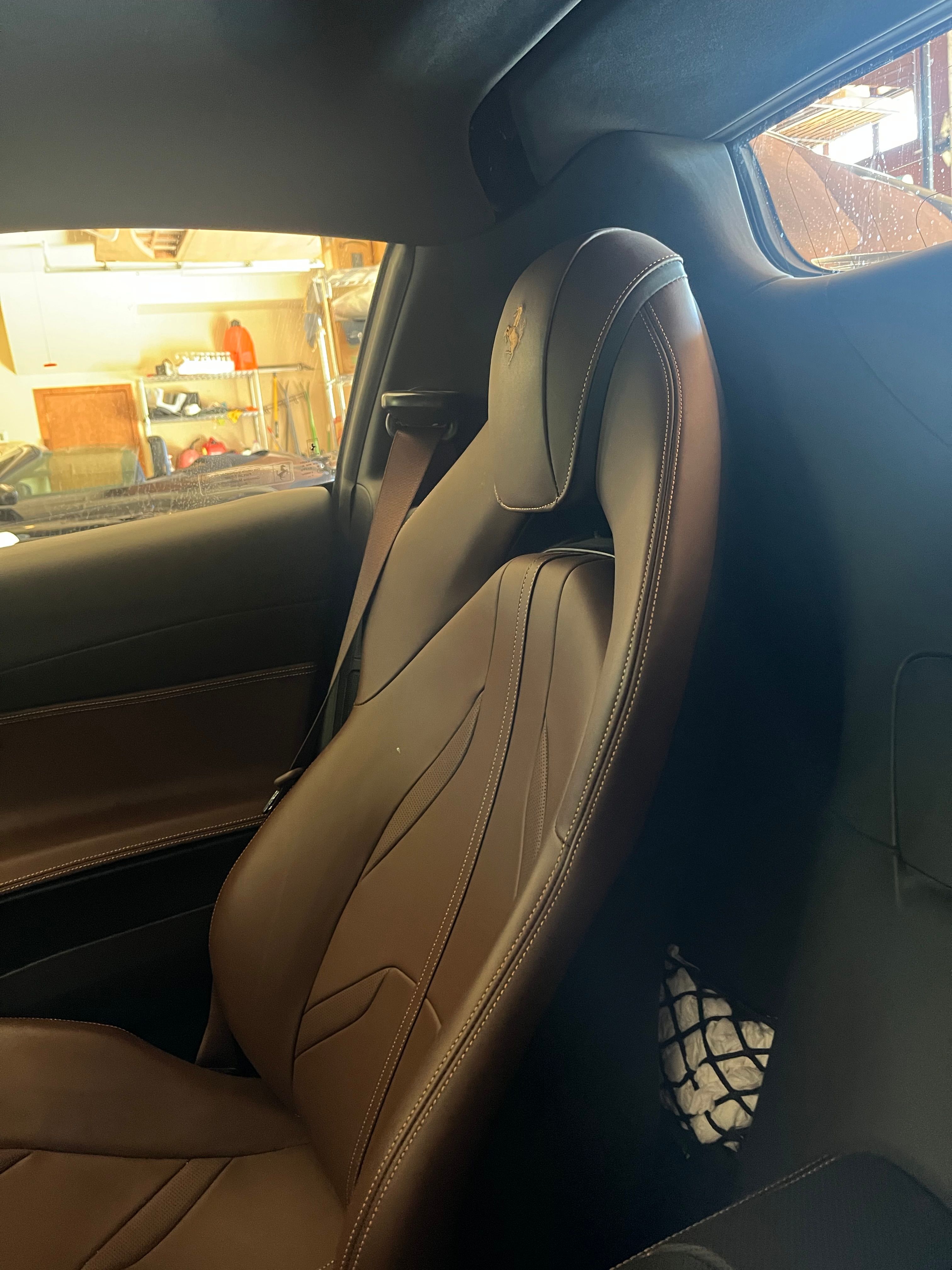 Used 2022 Ferrari 812 GTS RWD image 11
