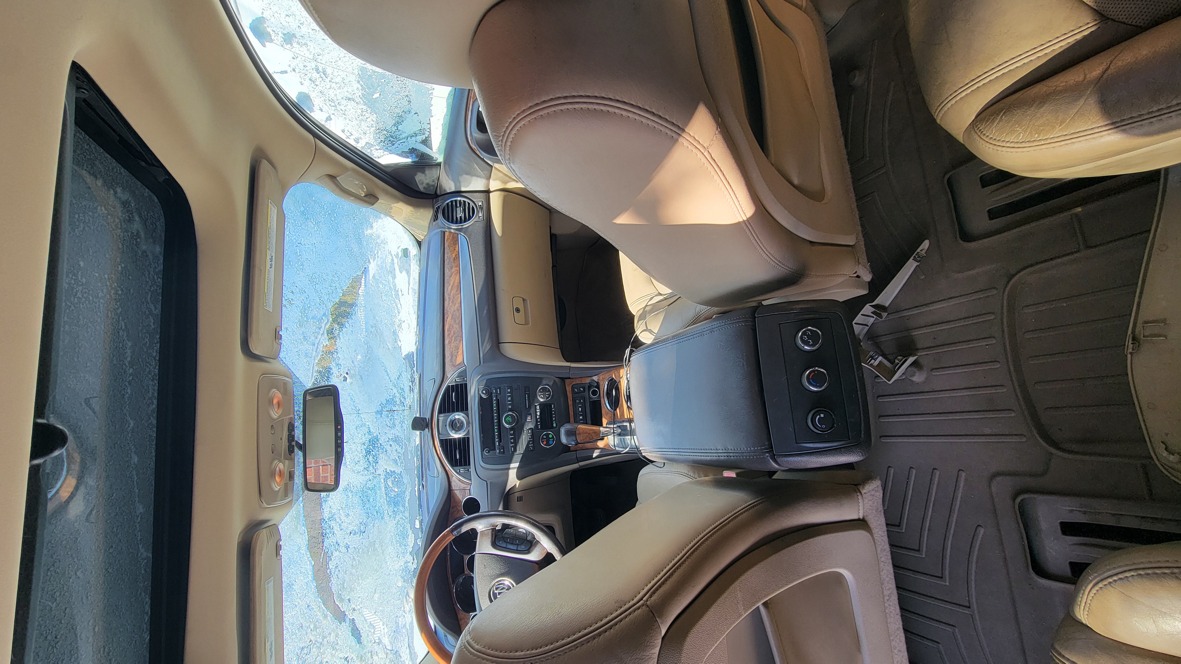 Used 2010 Buick Enclave CXL w/ Trailering Provision Package FWD image 2