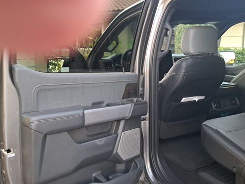 Used 2022 Ford F150 Lightning Lariat w/ Equipment Group 511A High image 6