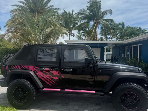Used 2008 Jeep Wrangler Unlimited X w/ Trailer Tow Group RWD image 5
