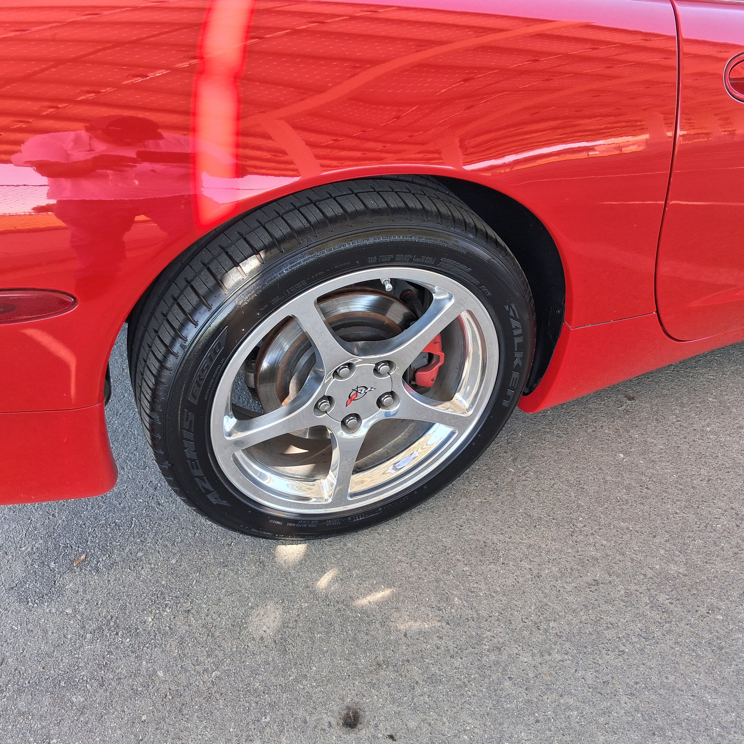Used 2002 Chevrolet Corvette Coupe RWD image 28