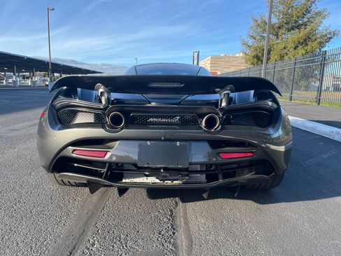 Used 2020 McLaren 720S image 11