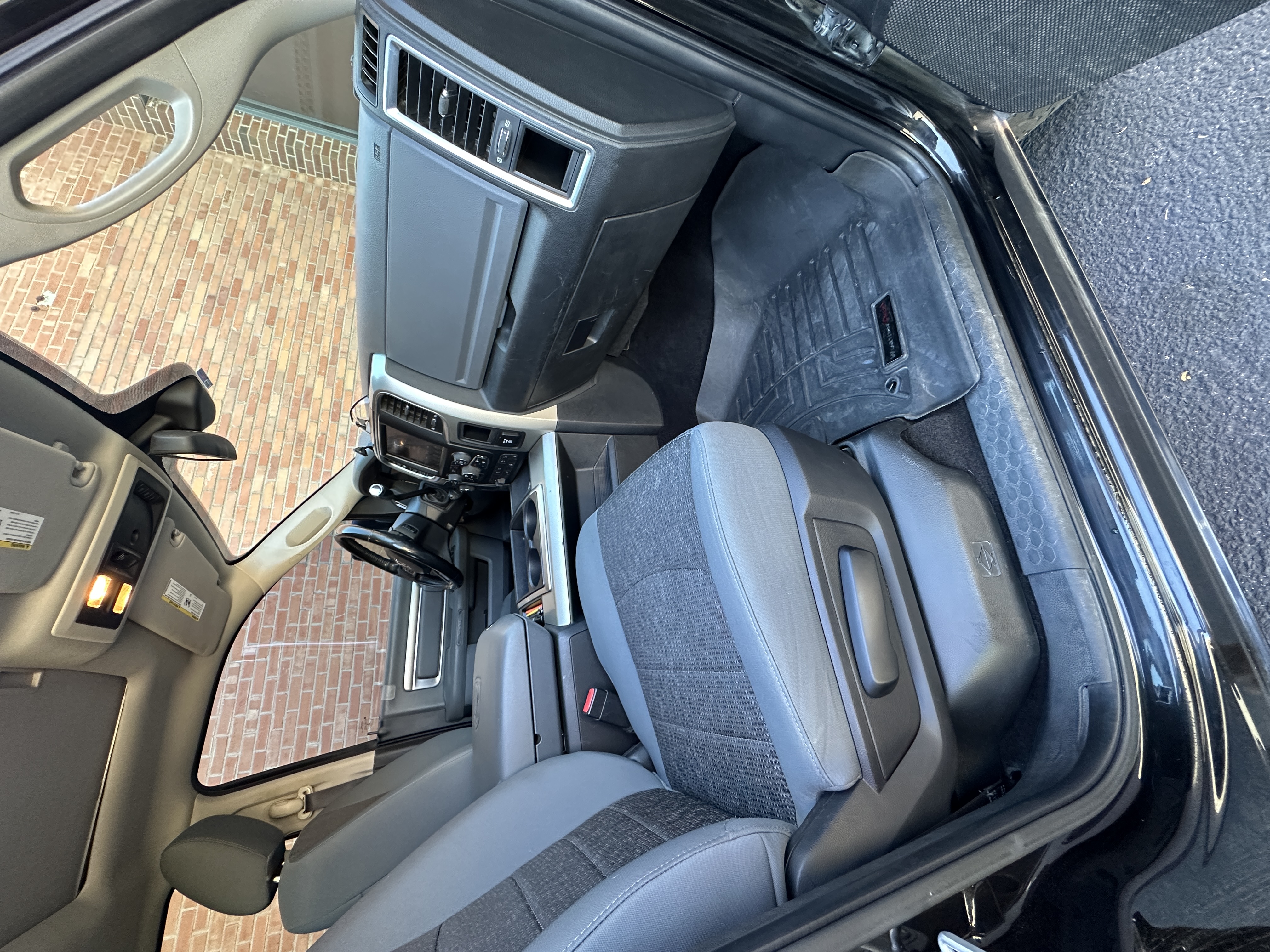 Used 2015 RAM 2500 Big Horn AWD/4WD image 6