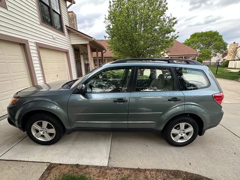 Used 2010 Subaru Forester 2.5X image 4