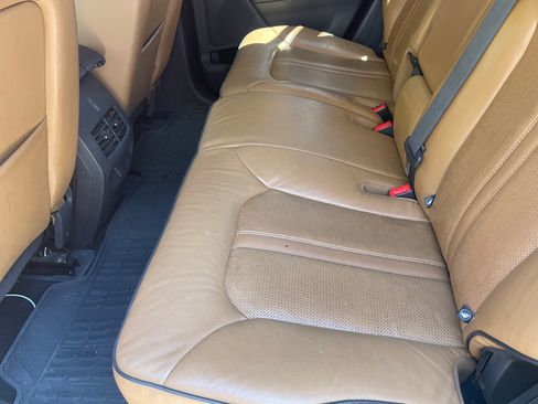 Used 2013 Lincoln MKX FWD image 10