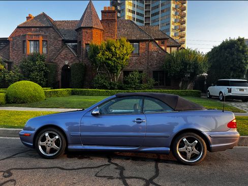 Used 2002 Mercedes-Benz CLK 430 Cabriolet image 1