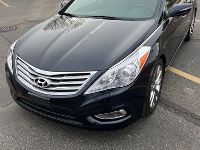 Used 2013 Hyundai Azera w/ Technology Pkg