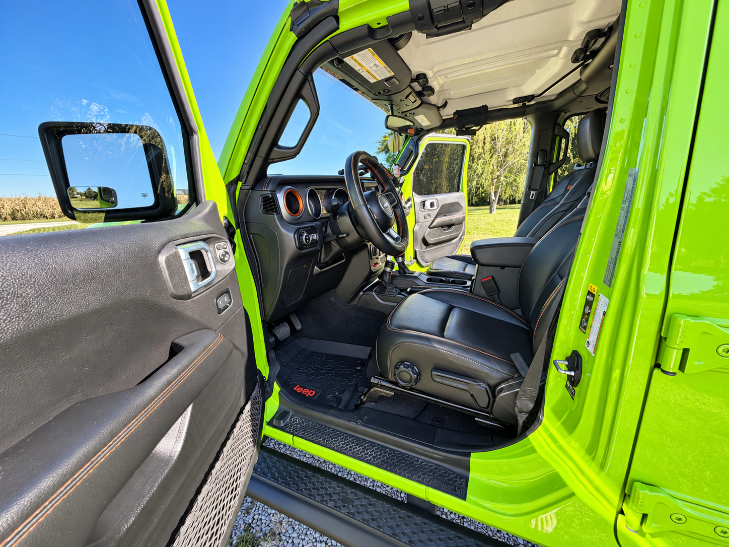 Used 2021 Jeep Gladiator Mojave w/ Cold Weather Group AWD/4WD image 14