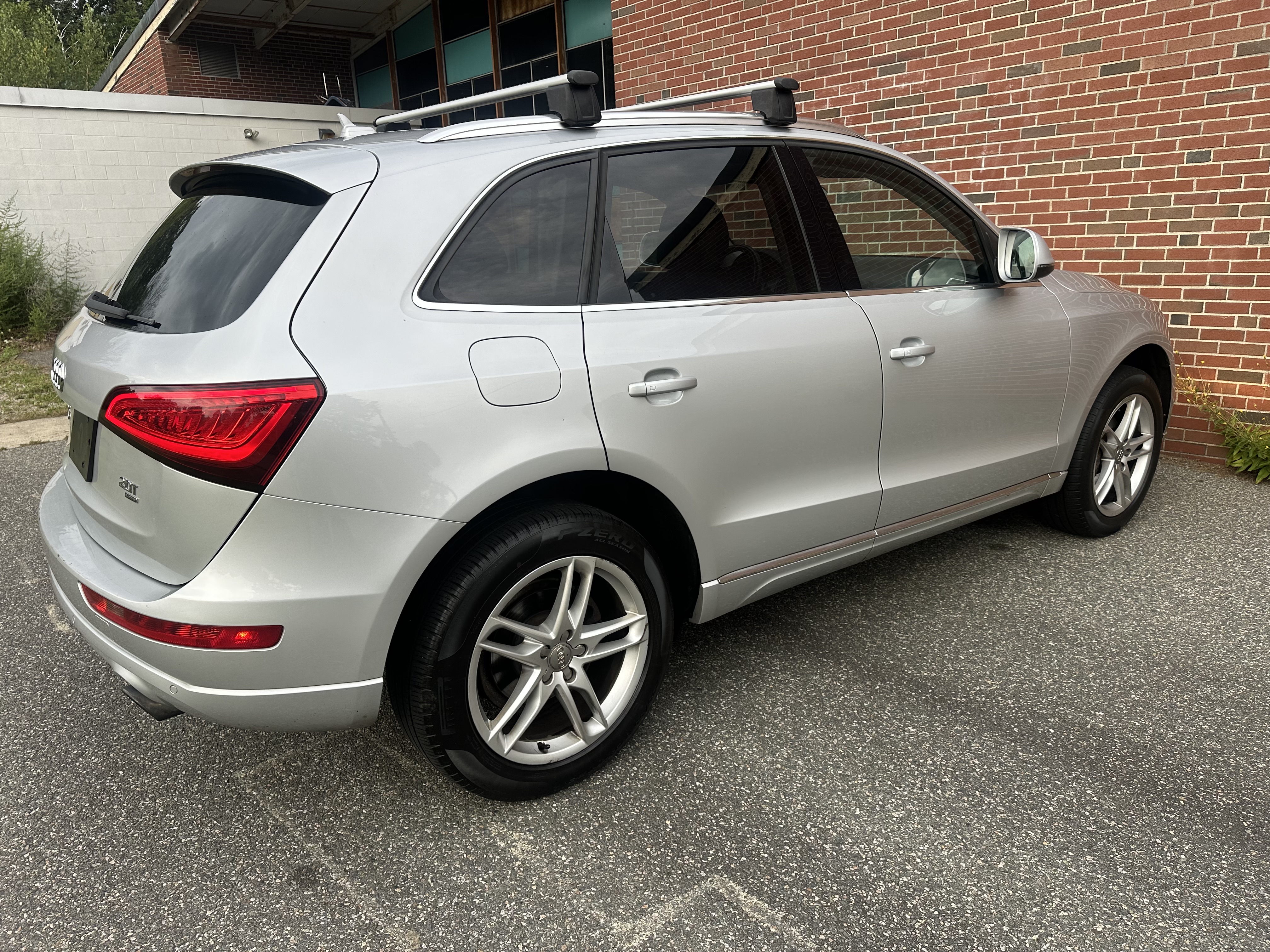 Used 2014 Audi Q5 2.0T Premium Plus w/ Premium Plus Package AWD/4WD image 10